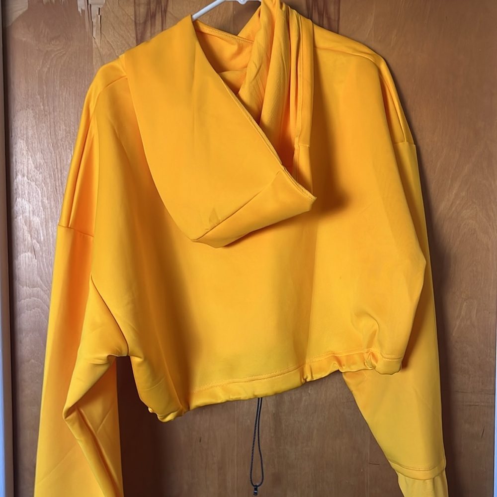 Cropped hoodie - Picture 2 of 2